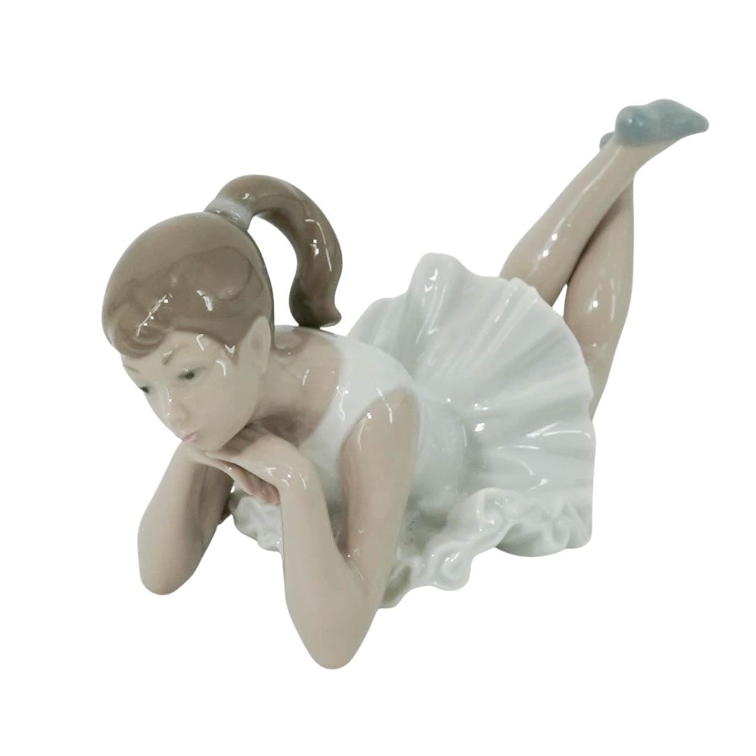 Lladro "Pensive Ballet" Porcelain Ballerina Figurine (1 of 13)