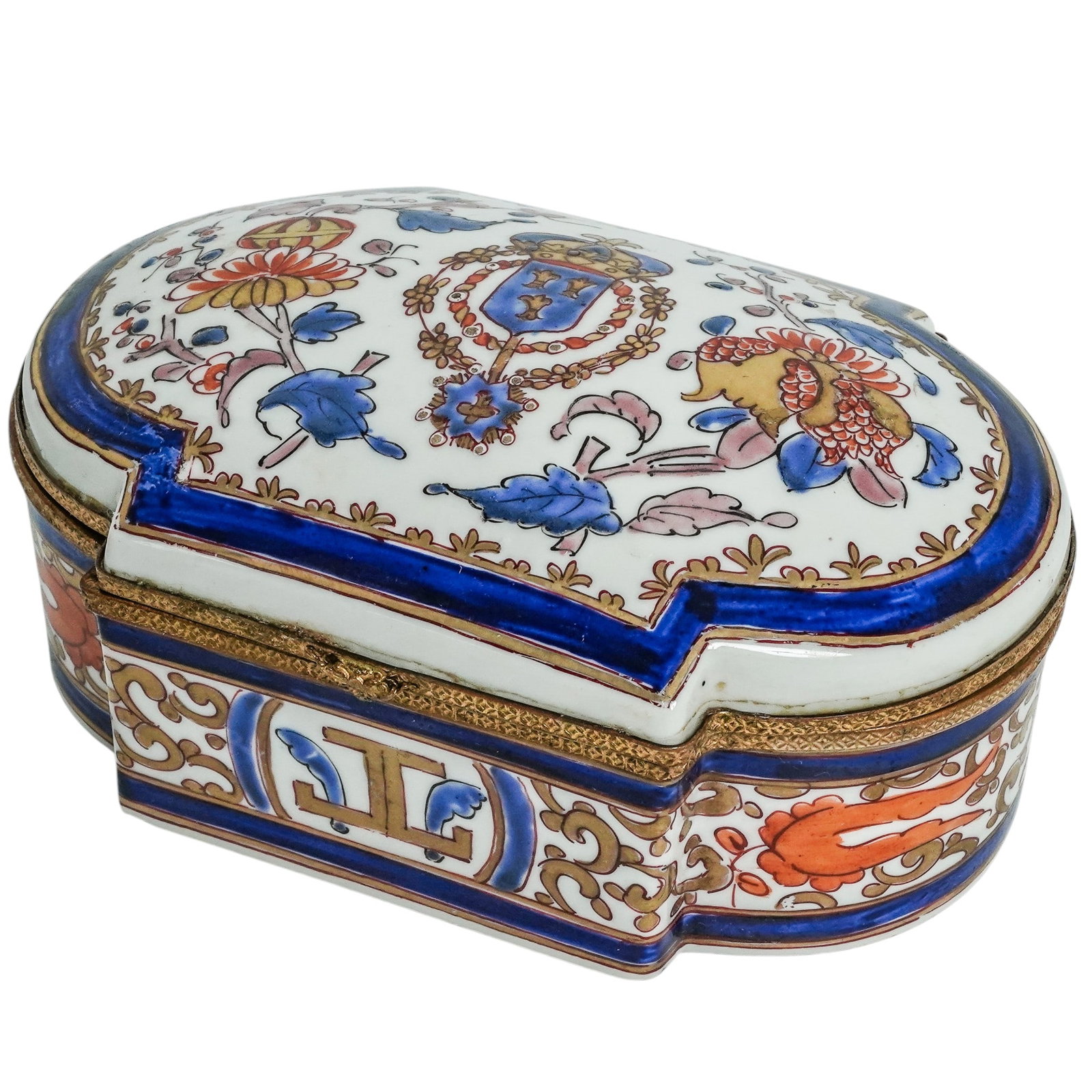 Vintage French Porcelain Box for Tatman: Vintage French Porcelain Box for Tatman 20th Century, France. Decorative French porcelain box of shaped oval form, likely intended as a talisman or trinket box, featuring a hinged lid and gilt metal m