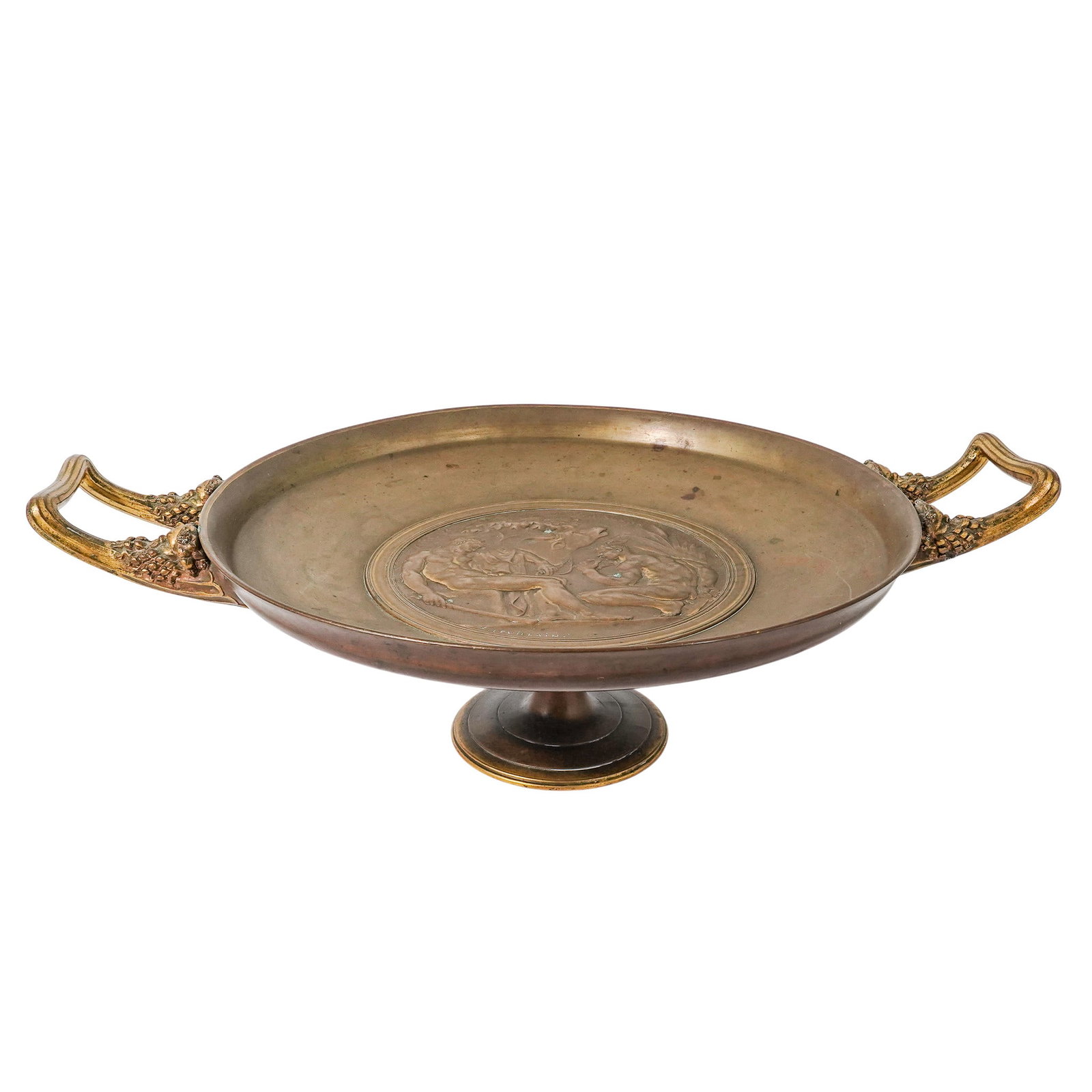 Antique Ferdinand Levillain (French, 1837-1905), Bronze Tazza: Antique Ferdinand Levillain (French, 1837-1905), Bronze Tazza 19th Century, France. Cast bronze tazza in the Renaissance Revival taste, the circular dish centered with a relief medallion depicting a m