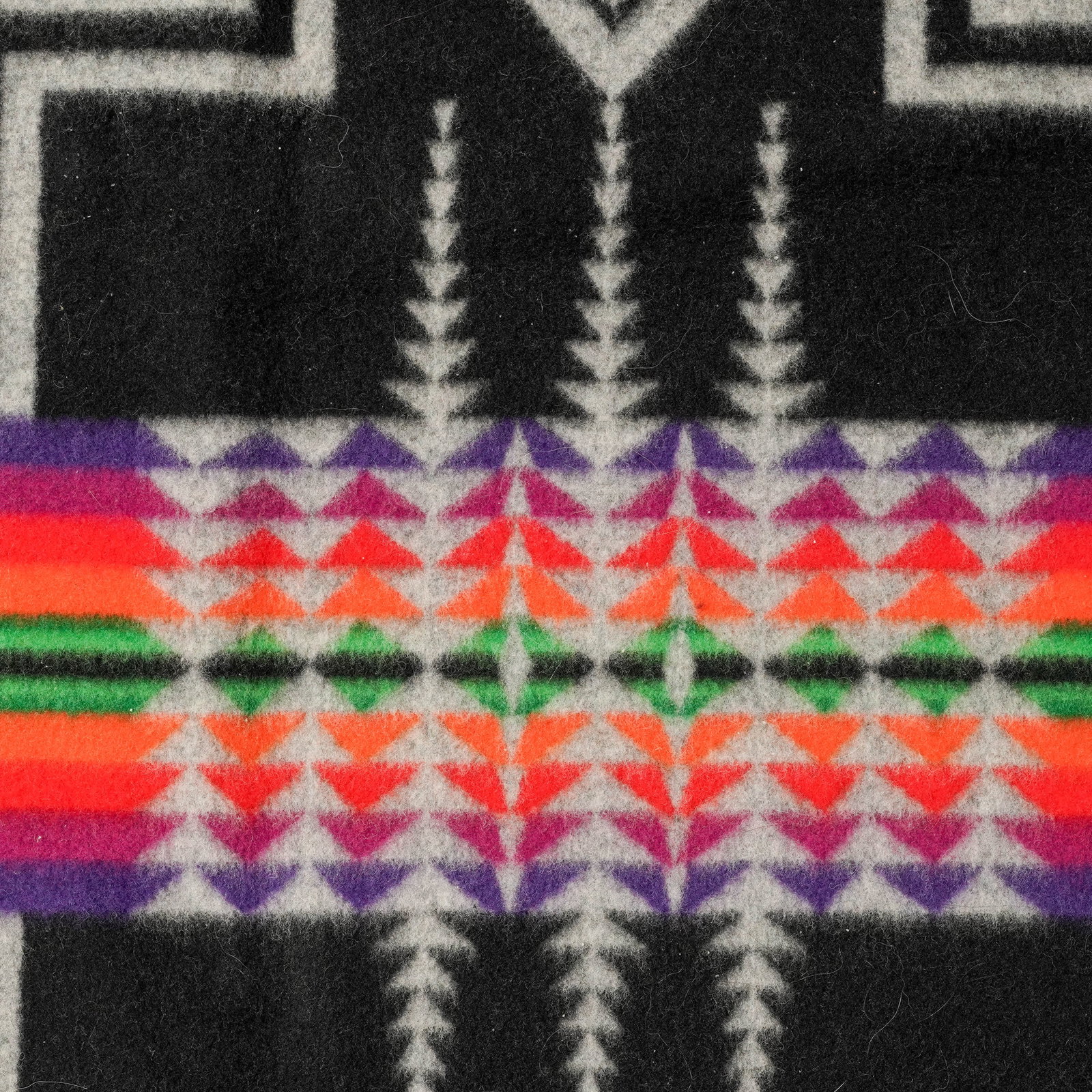 Pendleton Beaver State "Harding" Jacquard Wool Blanket - 4