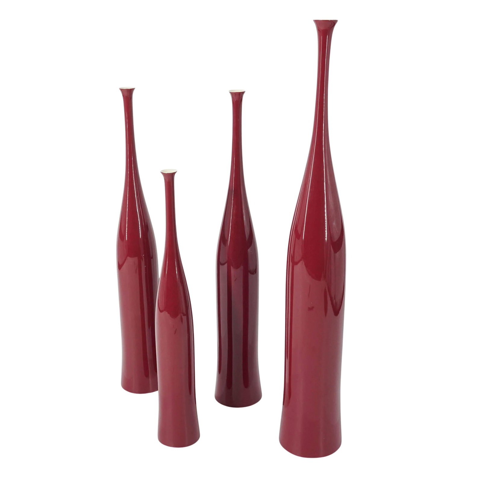 (4 Pc) Vintage Oggetti ‘Chinese Red’ Lacquerware Vases: (4 Pc) Vintage Oggetti ‘Chinese Red’ Lacquerware Vases Mid-20th Century, Italy. Set of four Oggetti lacquerware vases in the “Chinese Red” finish, each of slender baluster form with elonga