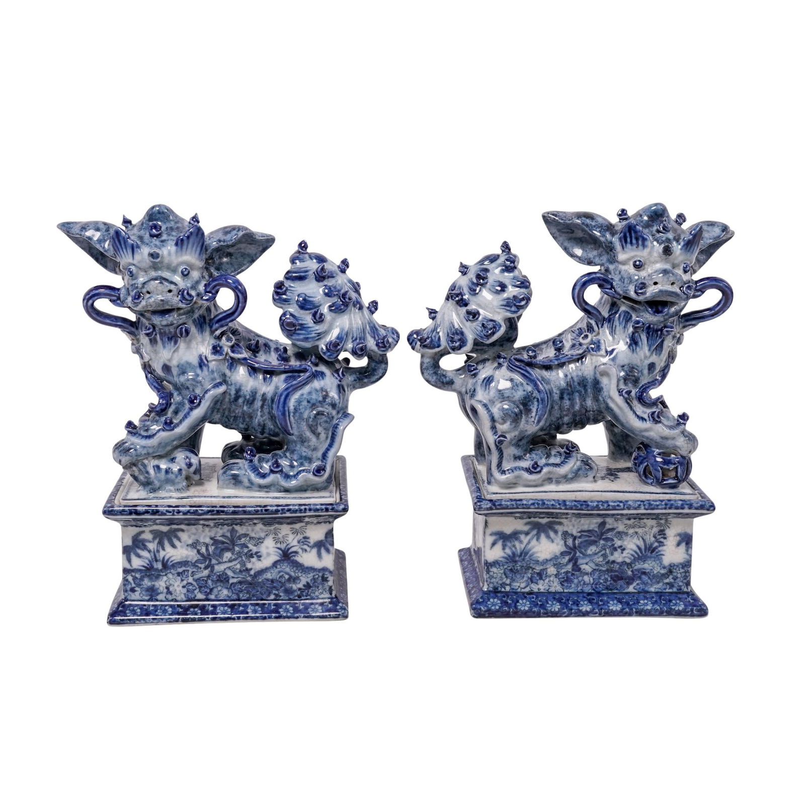 Pair Chinese Blue and White Porcelain Foo Dog Boxes (1 of 5)