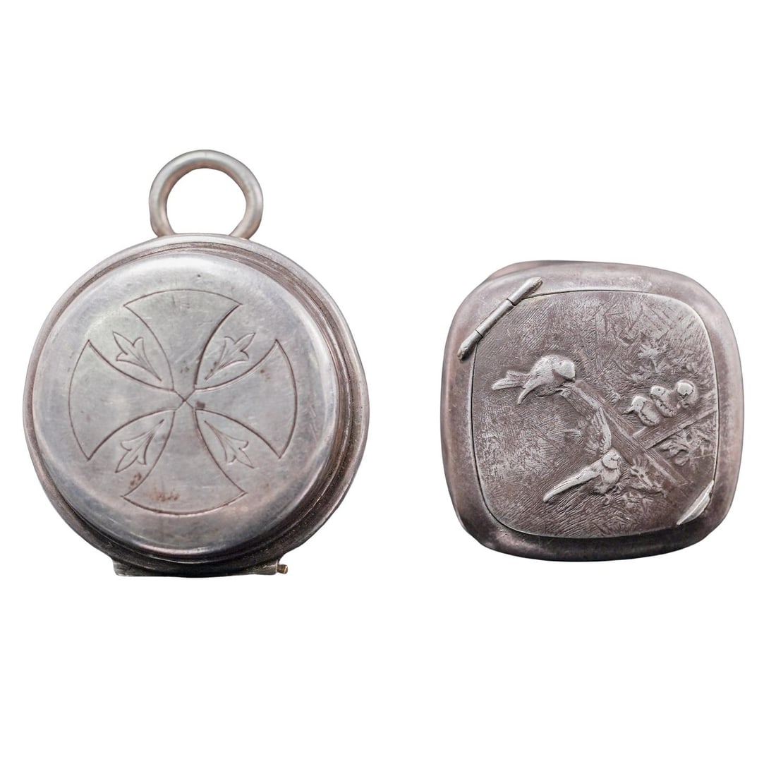 (2 pcs) Antique French Silver Pyx Box & Silver Snuff Box (1 of 5)