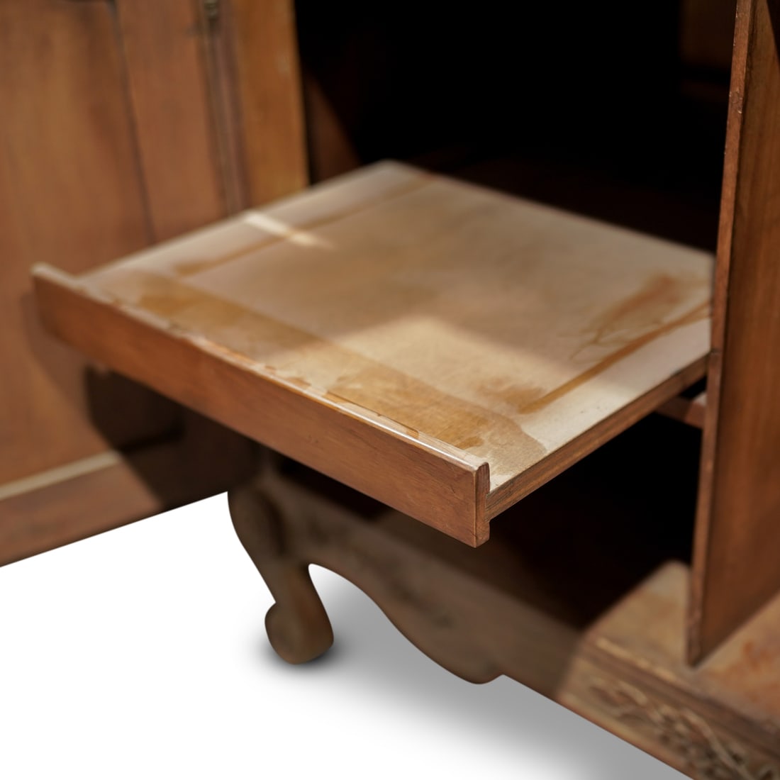 French Provincial Oak Display Cabinet - 9