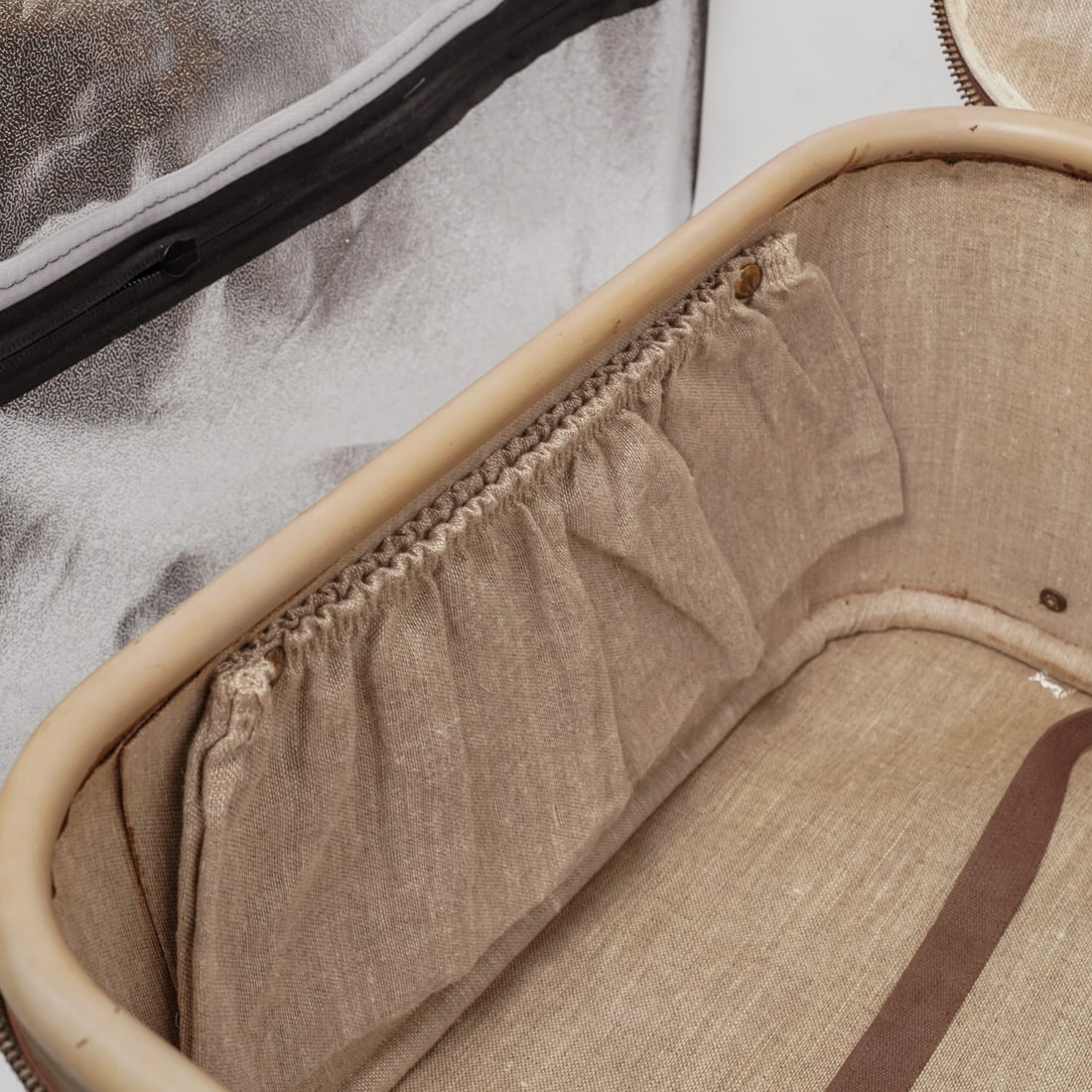 Louis Vuitton Stratos Suitcase Trunk - 7