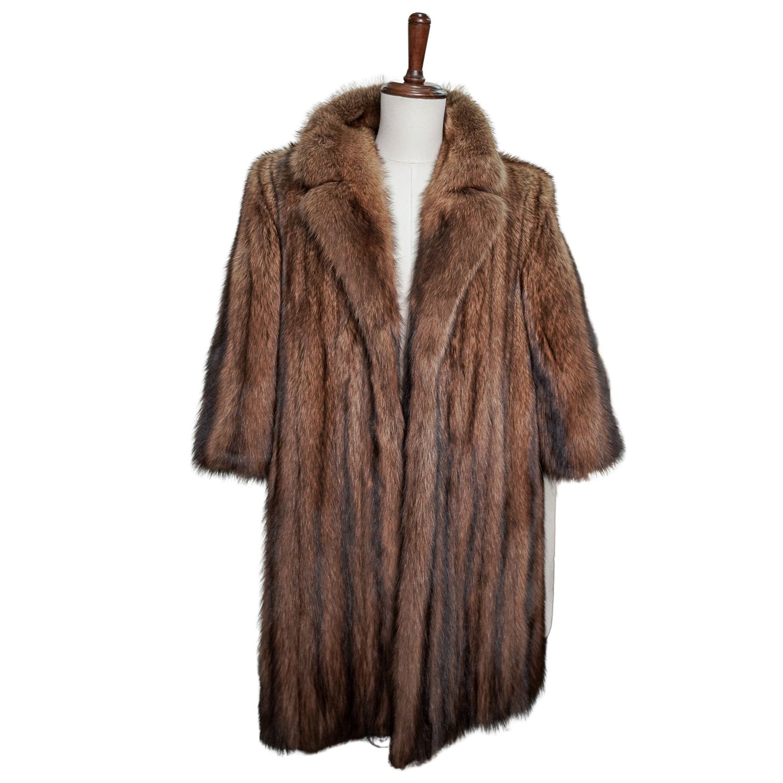 Vintage De’Cor By Morgenstien Mink Fur Coat: Vintage De’Cor By Morgenstien Mink Fur Coat Mid 20th Cent., USA The coat features a dark base with dark brown streaks running vertically throughout. It has a generous cut, a plush shawl collar, and