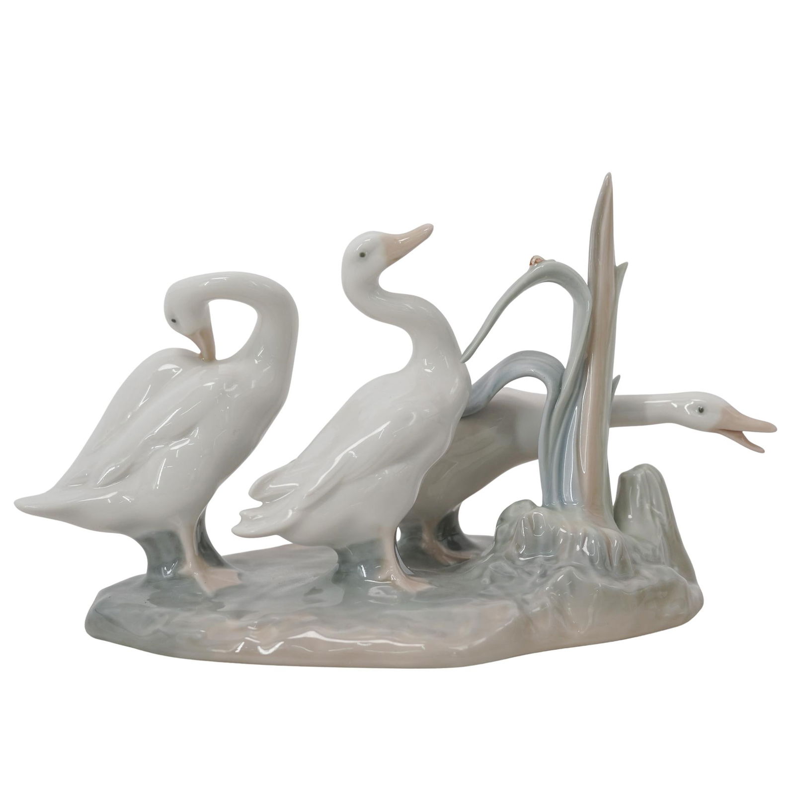 (2 pc) Lladro Porcelain Figurines - 8