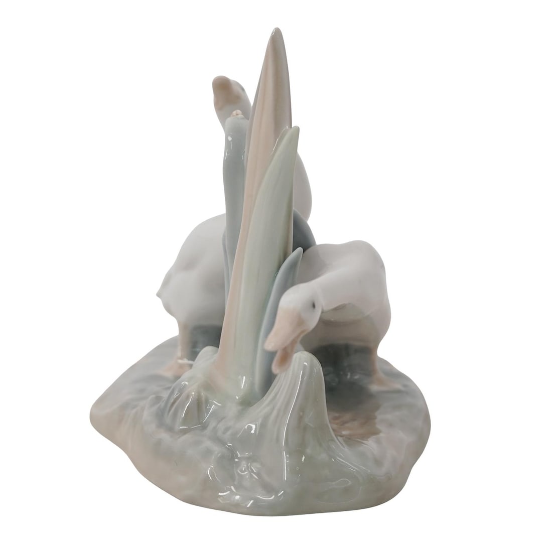 (2 pc) Lladro Porcelain Figurines - 9