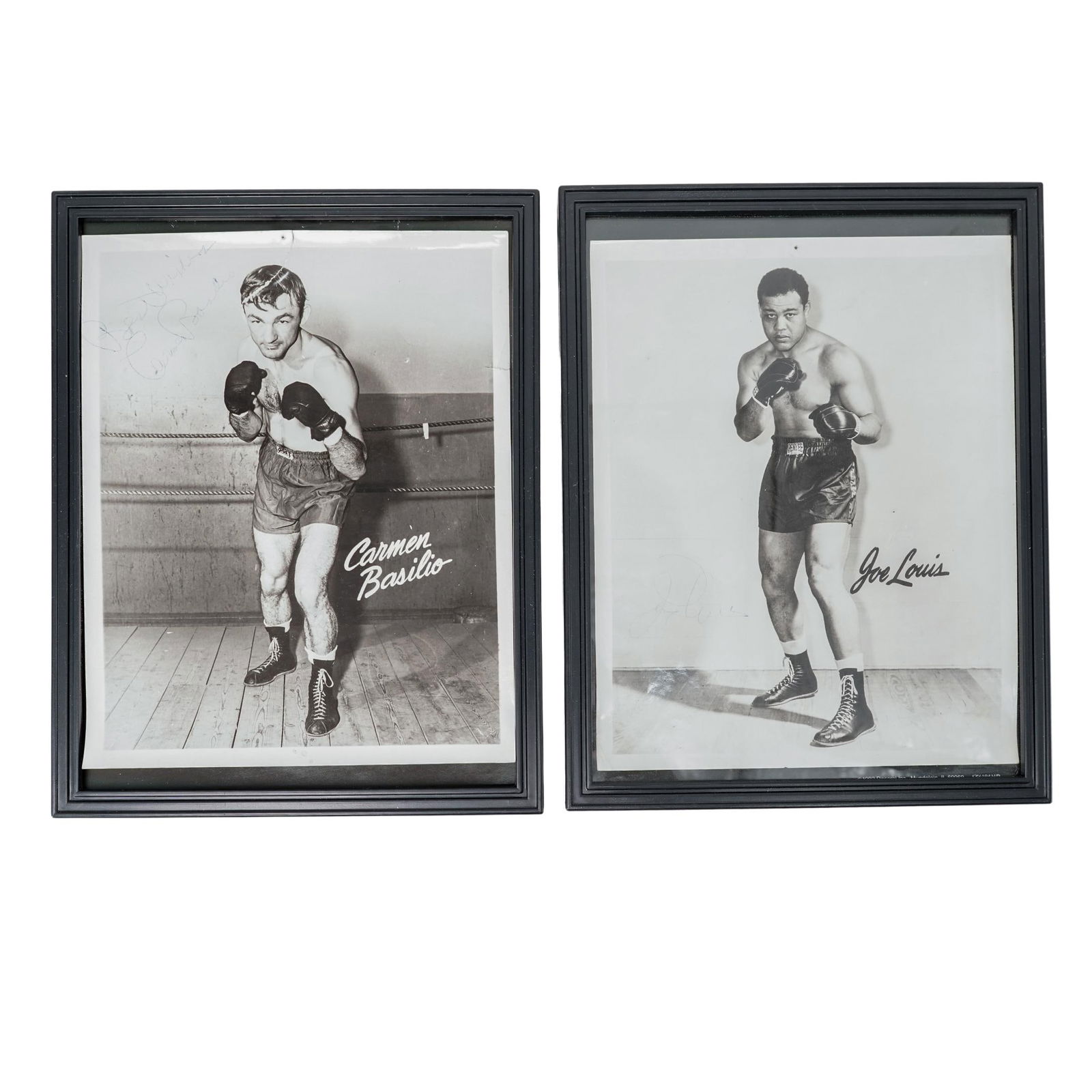 (2 pcs) Vintage Autographed Louis, Basilio Boxing Photographs (1 of 4)