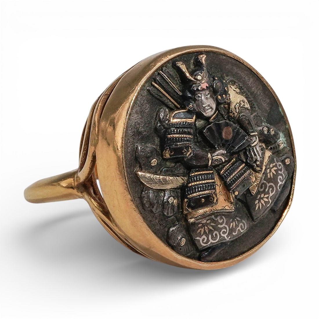 Japanese Meiji Period Mixed Metal Shakudo Sterling Ring: Japanese Meiji Period Mixed Metal Shakudo Sterling Ring1868-1912, JapaneseAn antique Japanese Meiji era mixed metal and shakudo plaque depicting wheat and florals in a sterling silver frame and ring.