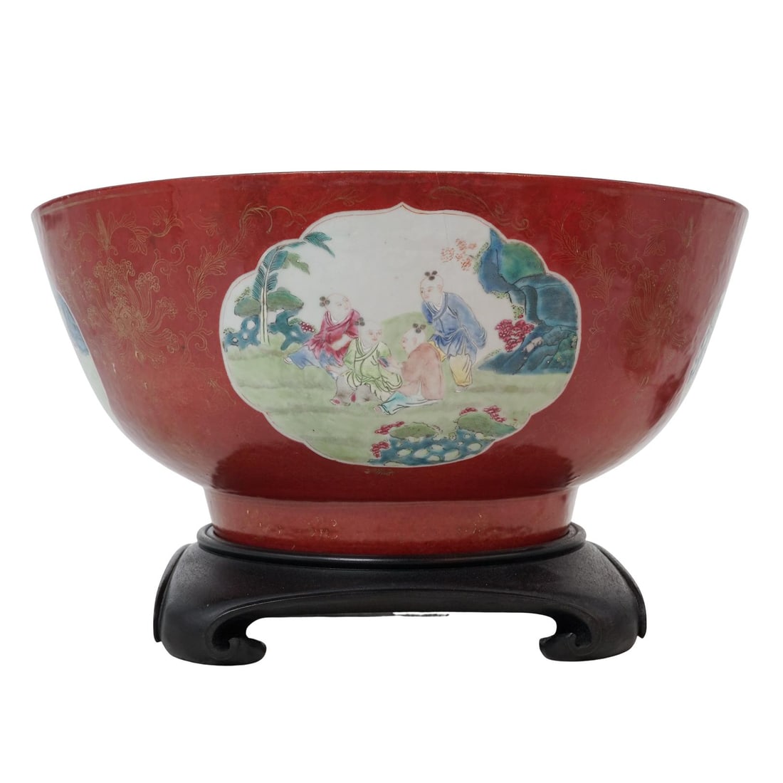 Chinese Qing Famille Rose Coral Ground Bowl (1 of 8)