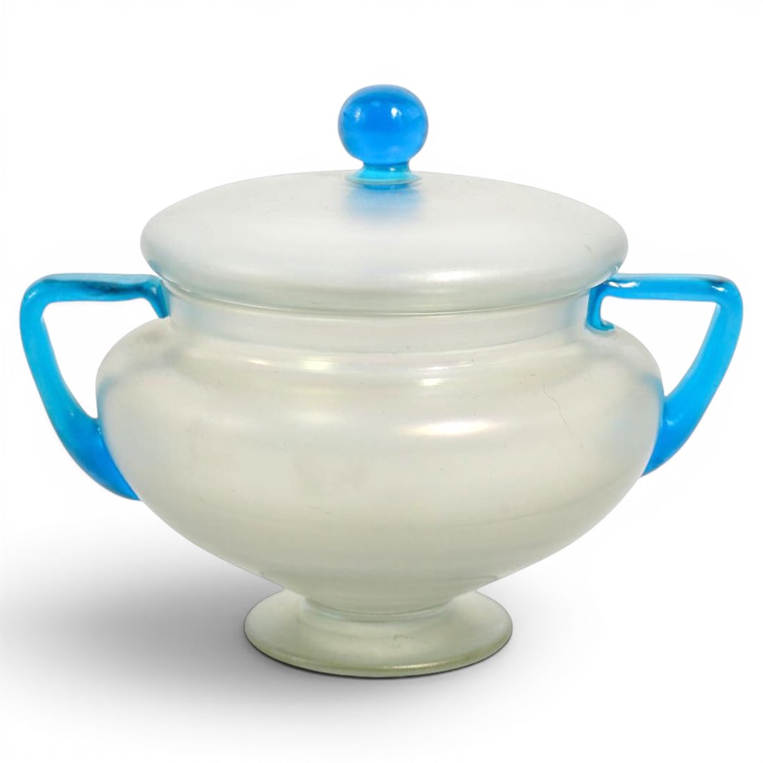 Steuben "Cyprian" Iridescent Lidded Bowl (1 of 4)