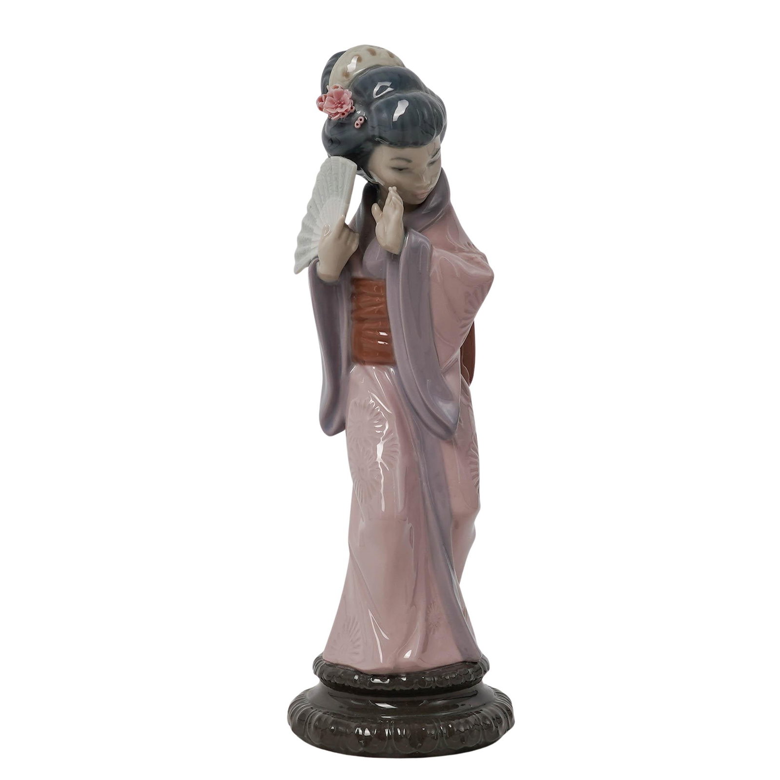Lladro "Timid Japanese" Geisha Figurine: Lladro "Timid Japanese" Geisha Figurine c. 1978, Spanish The Lladró "Timid Japanese" Geisha (Model #4990), also known as "Chrysanthemum," is a classic vintage fine porcelain figurine handcrafted in S