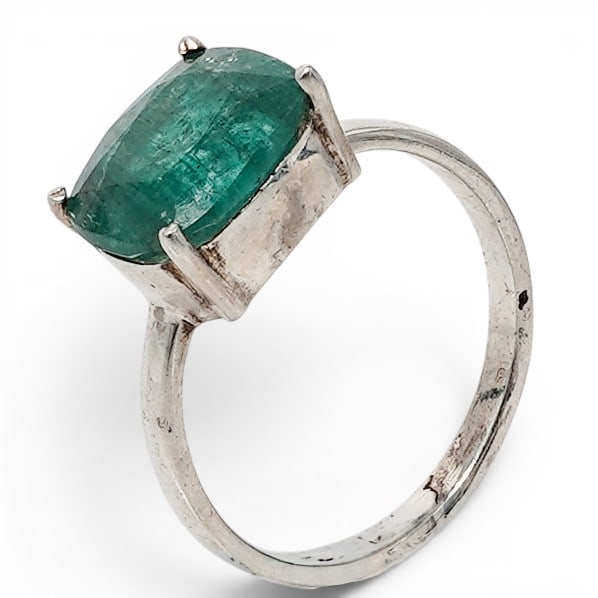 Sterling Silver & Emerald Ring - 6