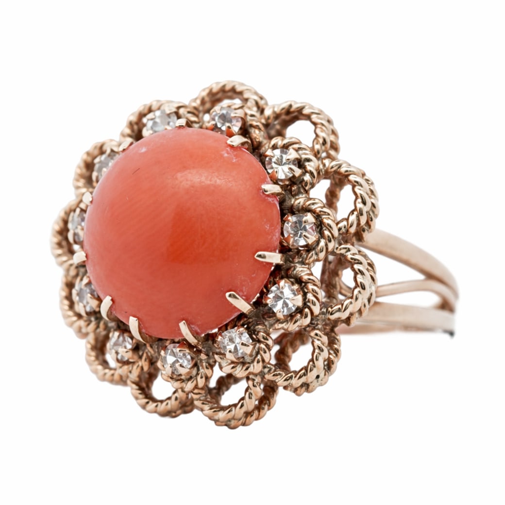 Vintage 18k Gold Coral & Diamond Ring (1 of 5)