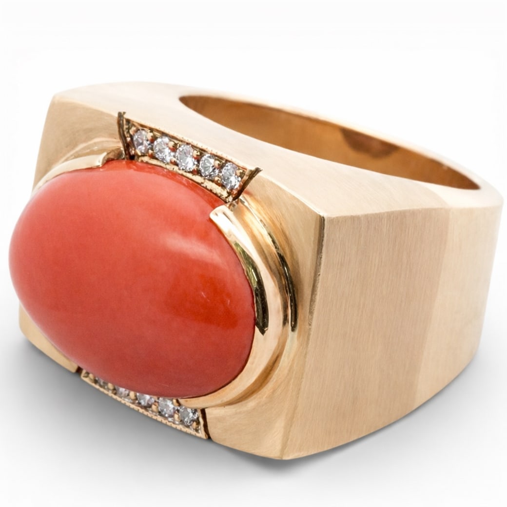 Retro 18k Gold Diamond & Coral Ring (1 of 3)