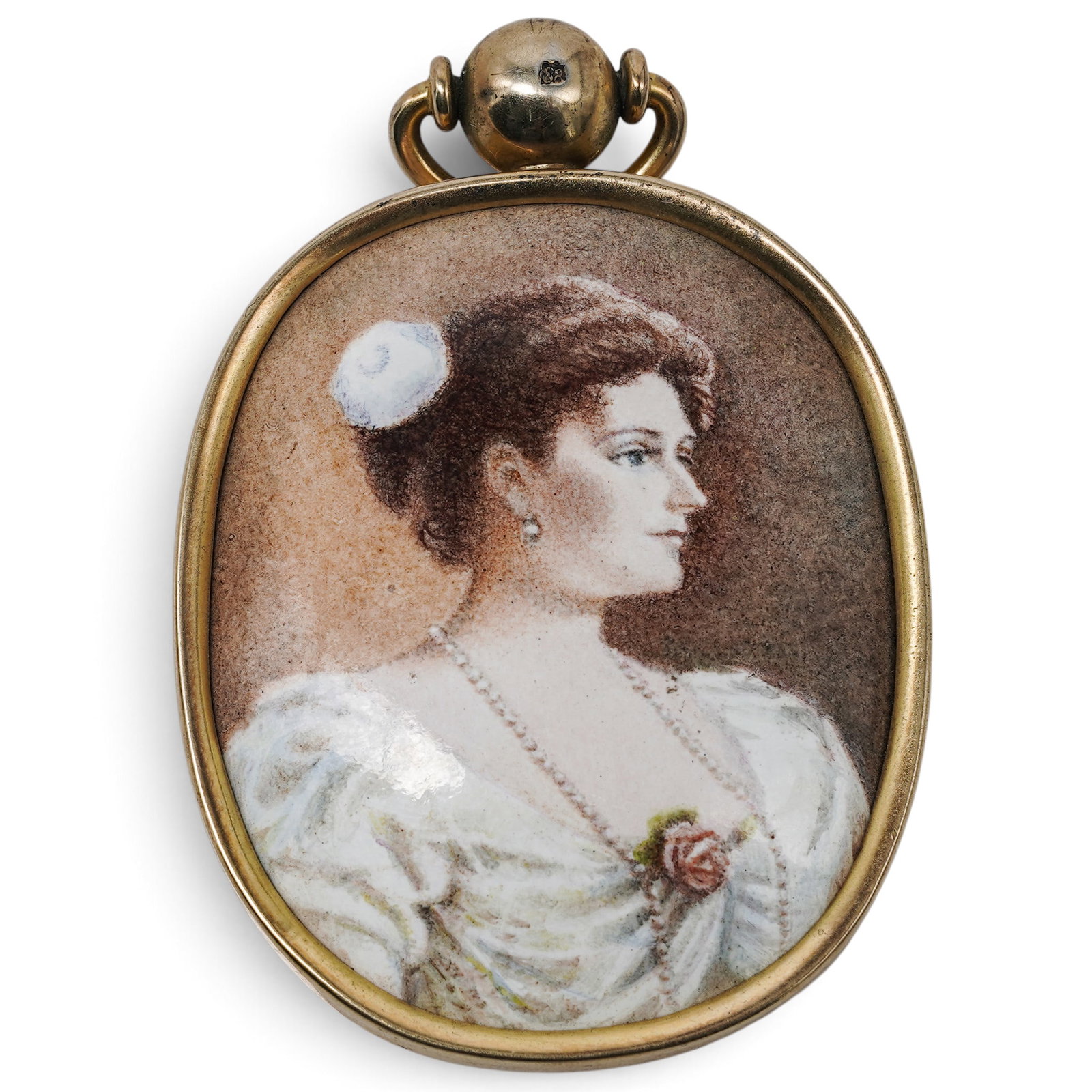 Russian 88 Zolotnik Silver Gilt Portrait Miniature Pendant: Russian 88 Zolotnik Silver Gilt Portrait Miniature Pendant Late 19th to Early 20th Cent., Russian Russian 88 zolotnik silver gilt portrait miniature pendant, featuring an oval hand-painted portrait of