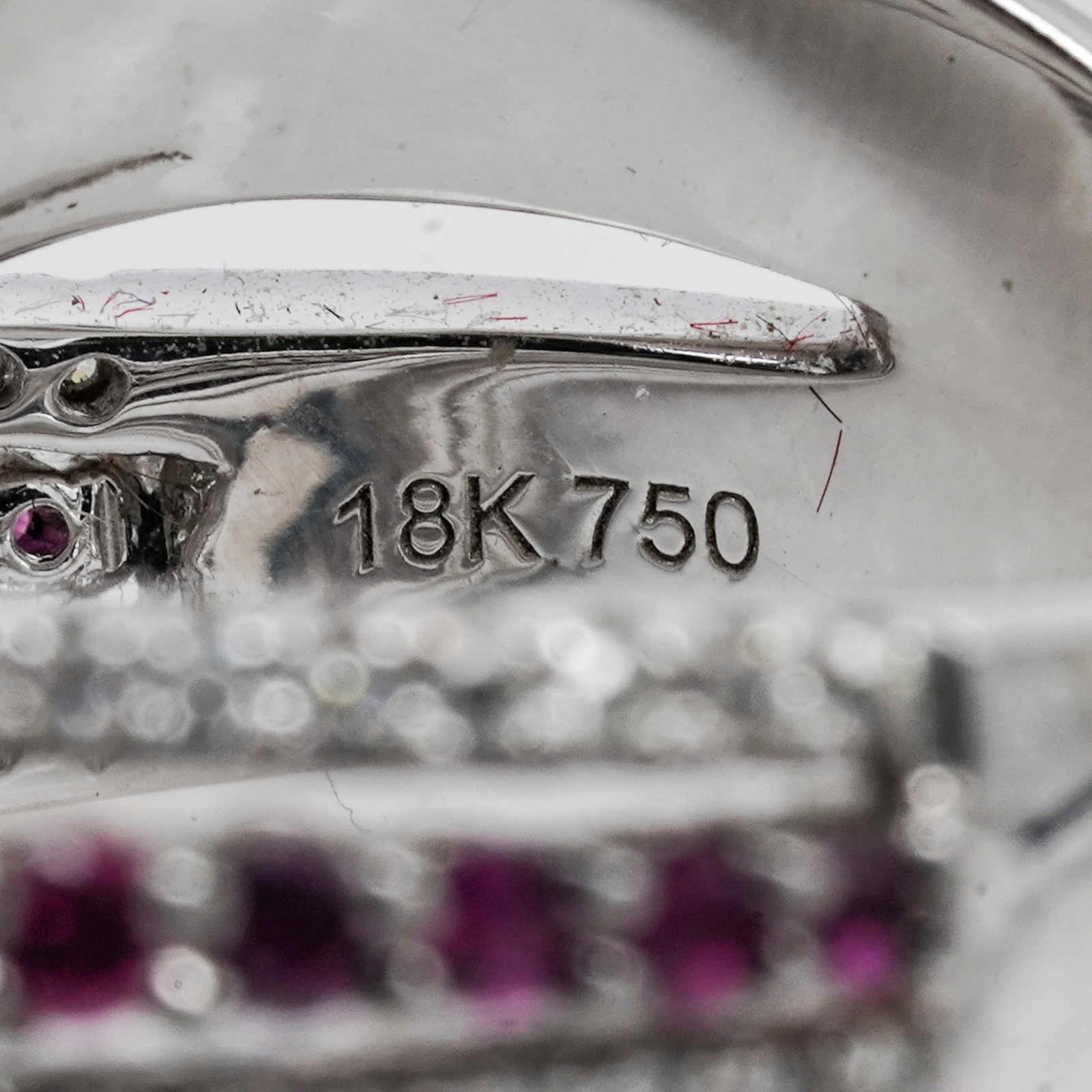18k Gold Ruby & Diamond Crossover Ring - 9
