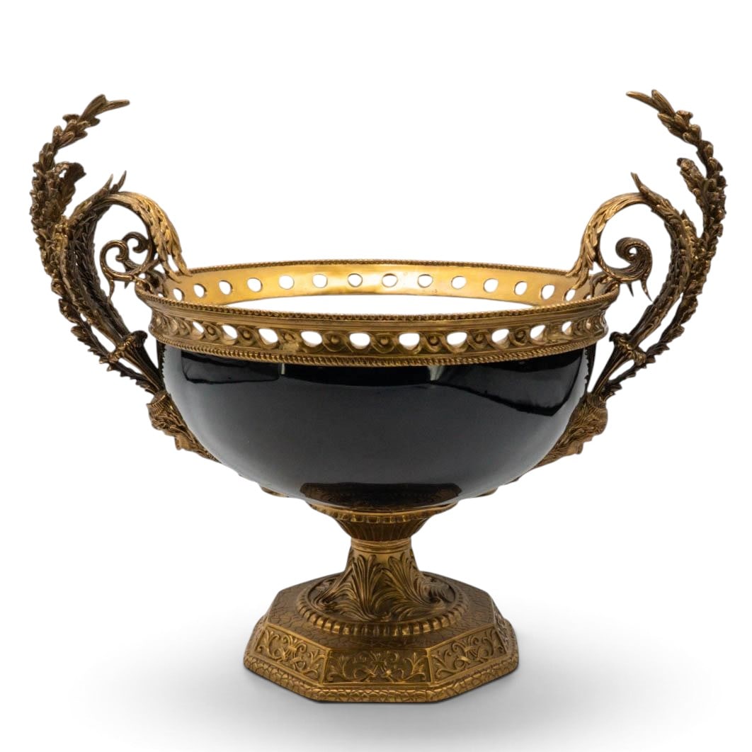 Large French Gilt Bronze & Porcelain Tazza: Large French Gilt Bronze & Porcelain Tazza Late 19th Century, France A large French tazza featuring a black porcelain bowl with a white glazed interior, mounted in an ornate gilt bronze frame. The pie