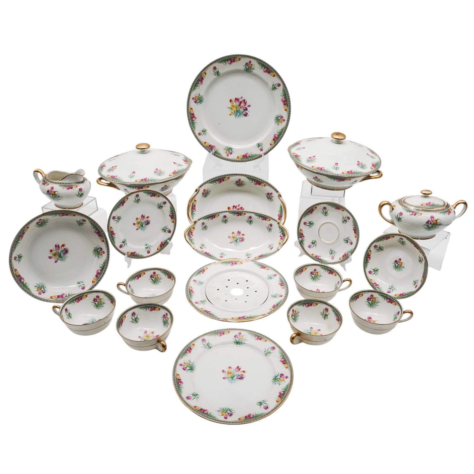 (88 Pc)R.S. Tillowitz "Juliet" Porcelain Dinnerware Set (1 of 20)