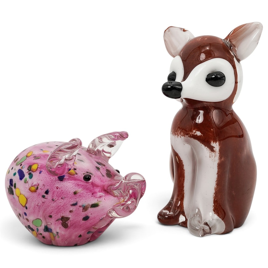 (2 Pc) Art Glass Fox & Pig Paperweight Figurines: (2 Pc) Art Glass Fox & Pig Paperweight Figurines 20th century, Continental Pig figurine features a pink body with multi-colored speckles, created using a glass-making technique that incorporates small