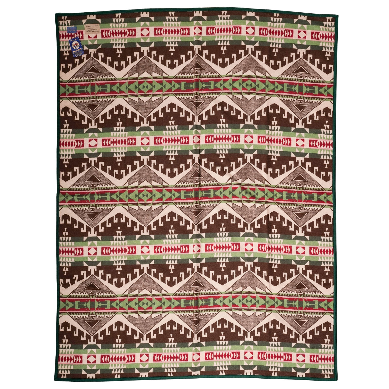 Vintage Pendleton Beaver State "Nez Perce" Heritage Collection Wool Blend Blanket: Vintage Pendleton Beaver State "Nez Perce" Heritage Collection Wool Blend Blanket Late 20th Century, USA Pendleton Woolen Mills "Nez Perce" Heritage Collection blanket from the Beaver State line, feat