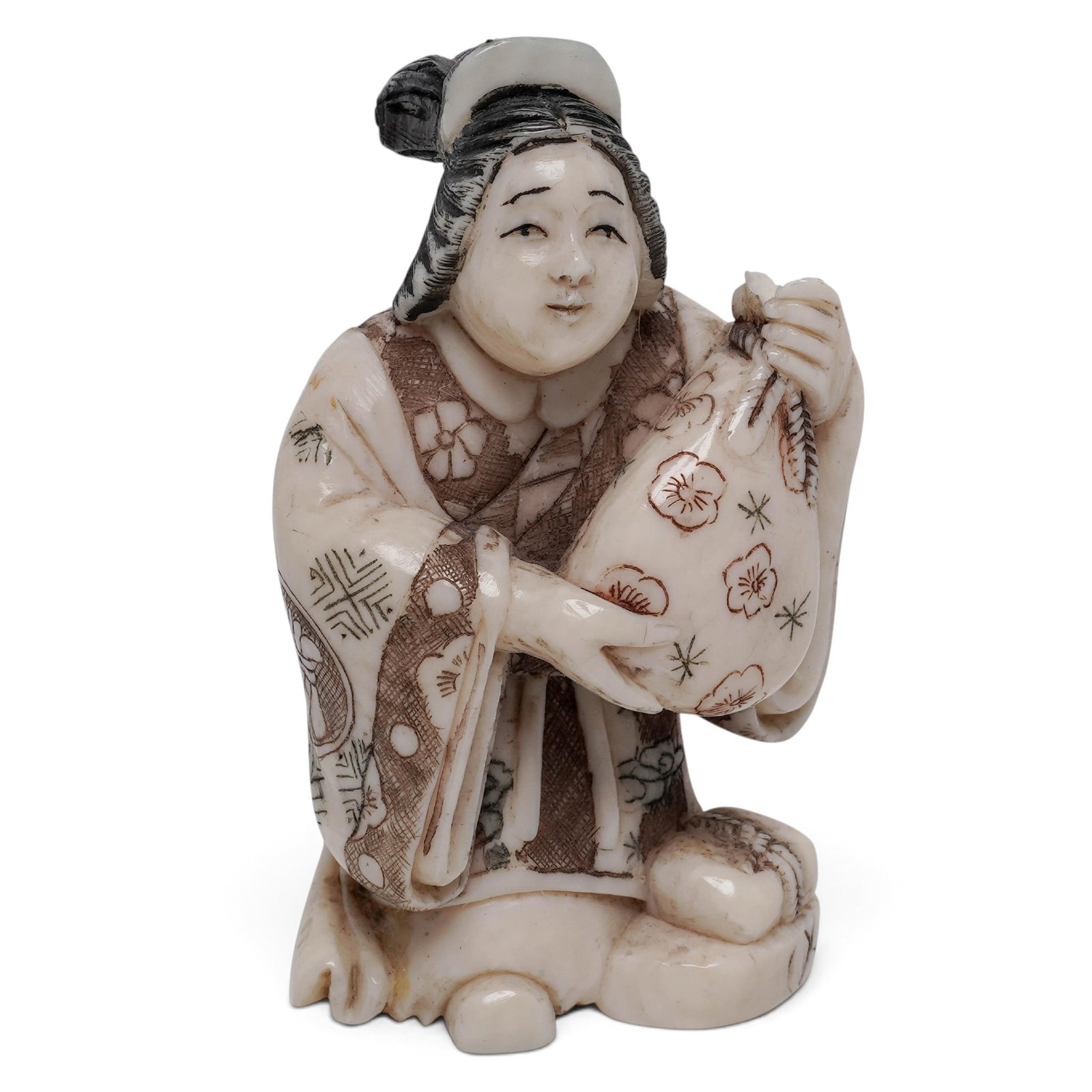 Japanese Carved Bone Netsuke Figure (1 of 5)