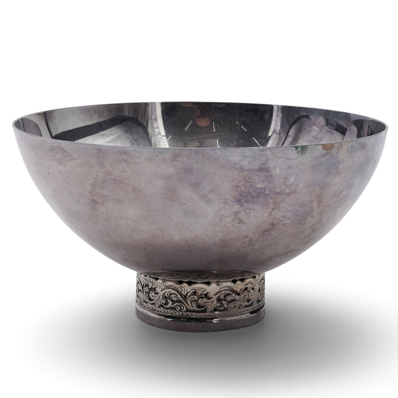 Silver-Plated Footed Bowl by Eisenberg-Lozano Denmark: Silver-Plated Footed Bowl by Eisenberg-Lozano Denmark MCM, Denmark Vintage mid-century modern silver-plated footed bowl produced by Eisenberg-Lozano in Copenhagen, Denmark. The "crown" symbol is the