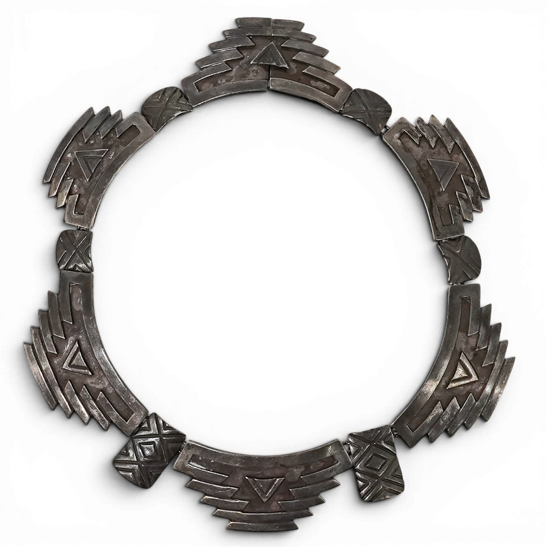 Vintage Victoria Taxco Sterling Silver Modernist Geometric Necklace: Vintage Victoria Taxco Sterling Silver Modernist Geometric Necklace 1970-1980s, Mexican Vintage sterling silver necklace by Victoria of Taxco, Mexico, composed of articulated geometric links featuring