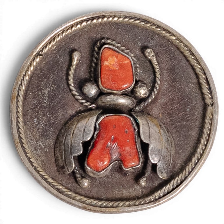 Vintage Southwestern Sterling Silver & Coral Beetle Brooch Signed: Vintage Southwestern Sterling Silver & Coral Beetle Brooch Signed 1970-1980s, USA Vintage sterling silver brooch featuring a stylized beetle motif set within a circular rope-bordered frame. The insect