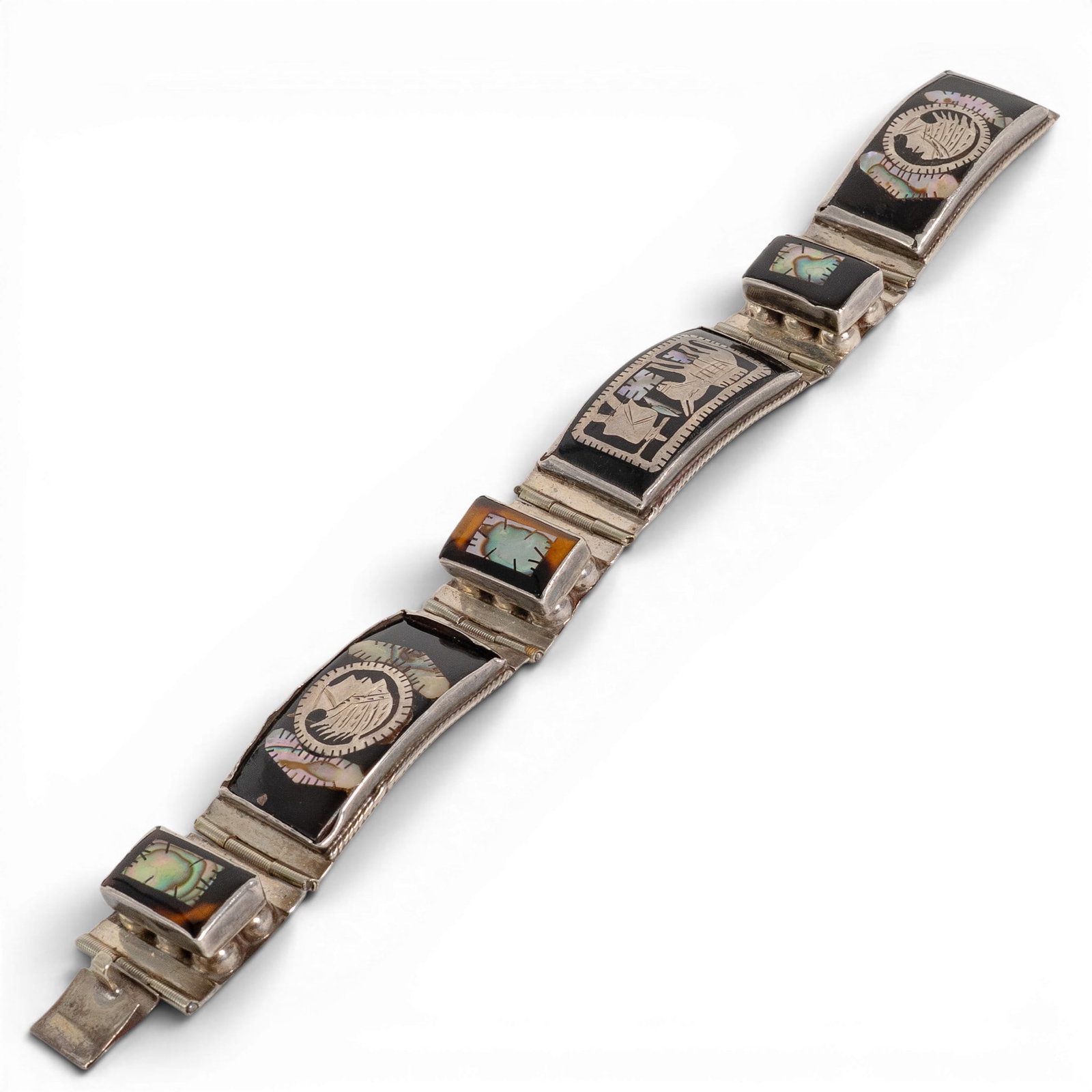 Vintage Mexican Sterling Silver Onyx & MOP Inlay Panel Bracelet Signed: Vintage Mexican Sterling Silver Onyx & MOP Inlay Panel Bracelet Signed 1970-1980s, Mexican Vintage sterling silver link bracelet featuring decorative black onyx and iridescent mother-of-pearl inlay pa