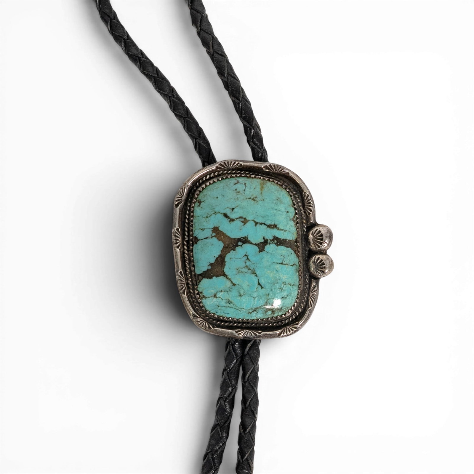 Vintage Navajo Sterling Silver & Turquoise Bolo Tie Signed: Vintage Navajo Sterling Silver & Turquoise Bolo Tie Signed 1970-1980s, USA Vintage Navajo sterling silver bolo tie featuring a substantial natural turquoise cabochon, bezel-set within sterling silver 