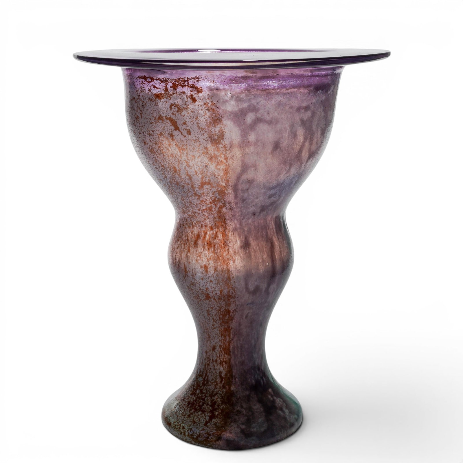 Kosta Boda K. Engman Purple "Can Can" Vase: Kosta Boda K. Engman Purple "Can Can" Vase 20th Cent, Sweden Kosta Boda "Can Can" art glass vase designed by Kjell Engman. The vase features a vibrant purple body with an elongated, sculptural form an