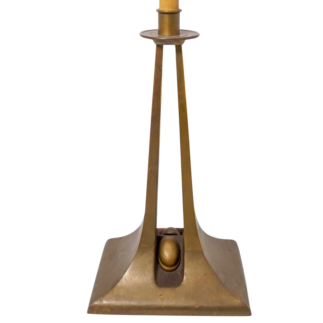 Vintage Chapman Bronze Minimalist Lamp: Vintage Chapman Bronze Minimalist Lamp 1983, USA A vintage bronze lamp in a minimalist design by Chapman Lighting Manufacturing Company (established 1907, USA). Marked on side of light socket "1983,