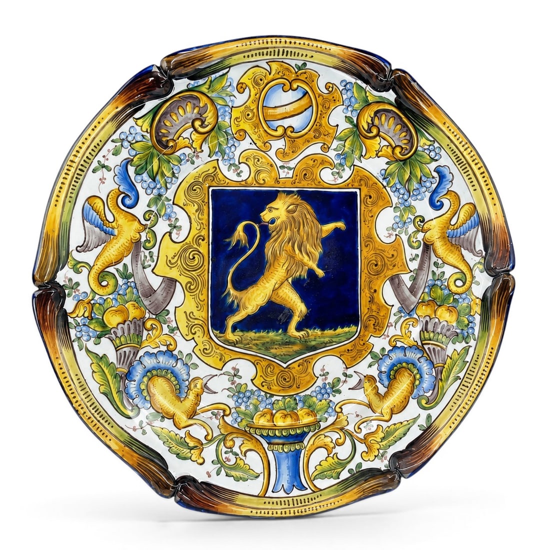 Vintage French Rampant Golden Lion Ceramic Plater: Vintage French Rampant Golden Lion Ceramic Plater 20th century, French Renaissance-inspired vintage French rampant golden lion ceramic, large, wall hanging plater. Imported and sold in Argentina betwe