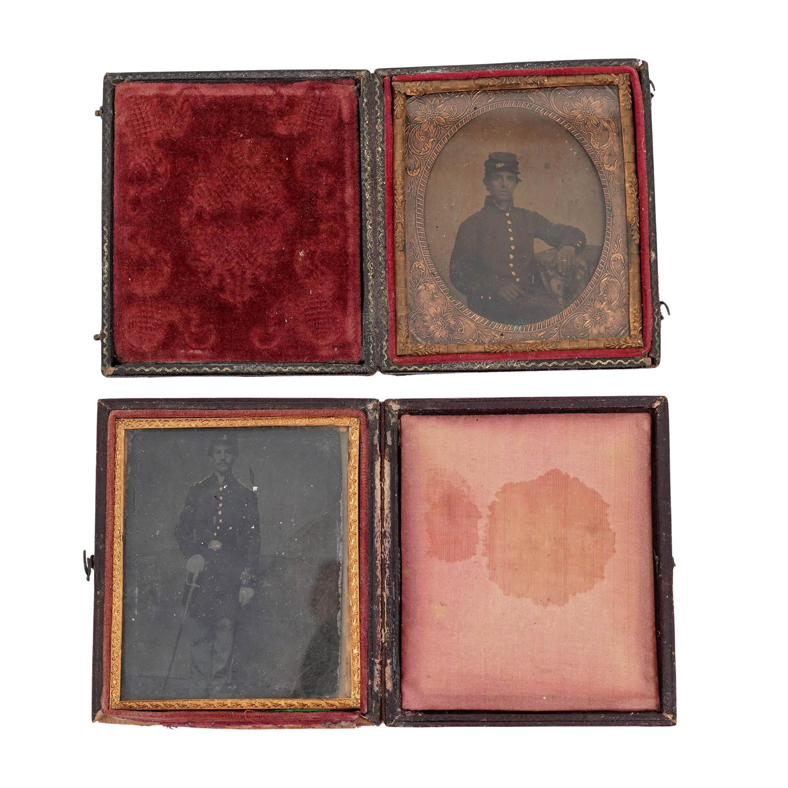 (2 Pc) American Civil War Era Tintypes Ambrotypes Photo Portraits: (2 Pc) American Civil War Era Tintypes Ambrotypes Photo PortraitsMid-19th century, USAThe lot includes:(1) Seated soldier, in a Union-style uniform, a dark frock coat with prominent buttons and a fora