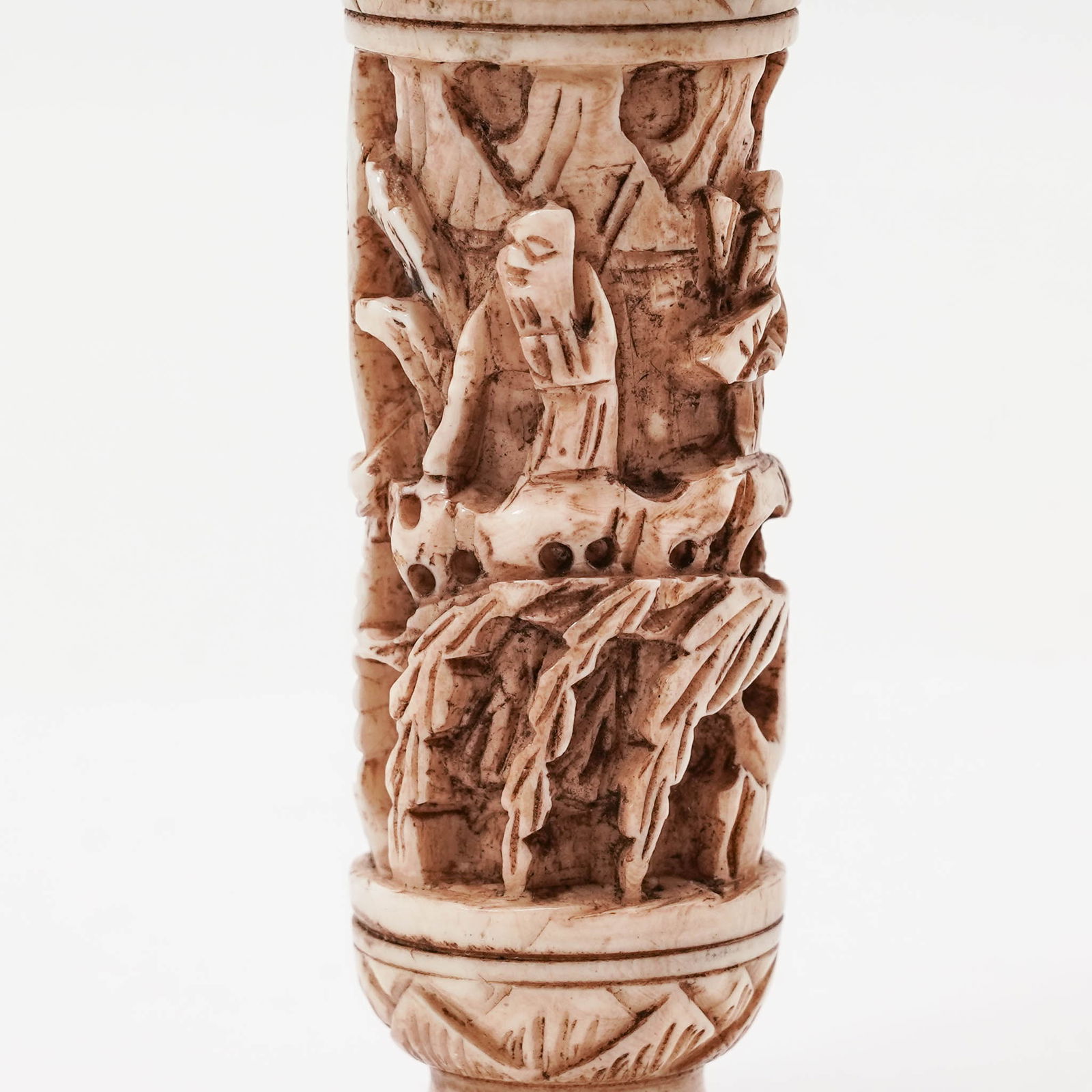 Carved Bone cylindrical snuff bottle - 2