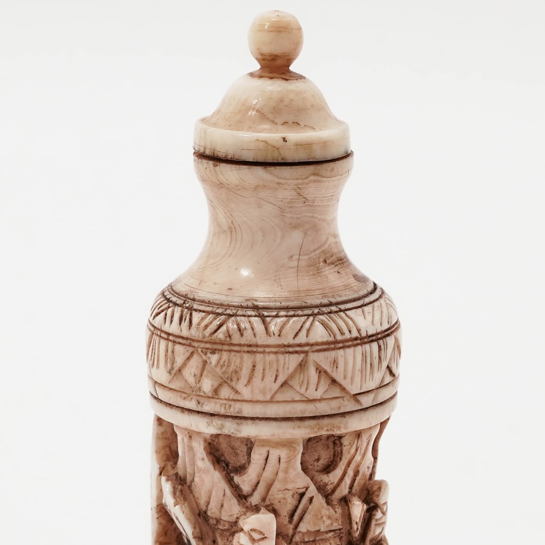 Carved Bone cylindrical snuff bottle - 3