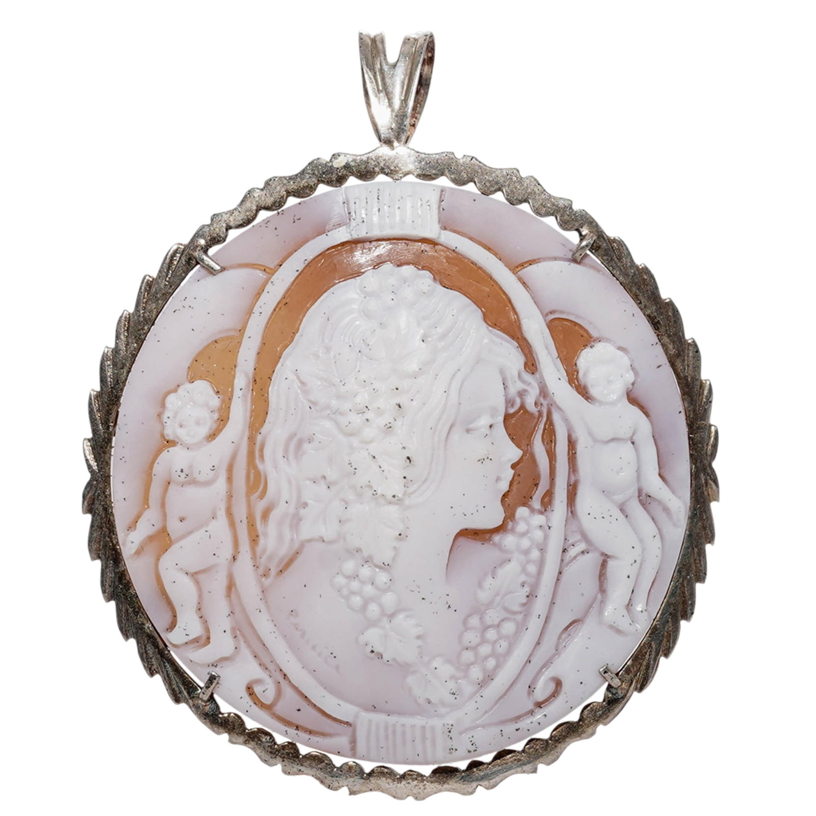 Vintage Italian Sterling Silver Carved Shell Cameo Pendant Brooch: Vintage Italian Sterling Silver Carved Shell Cameo Pendant Brooch20th Century, Italy.Vintage Italian sterling 925 silver carved shell pendant brooch, with oval form and carved genuine shell cameo moti