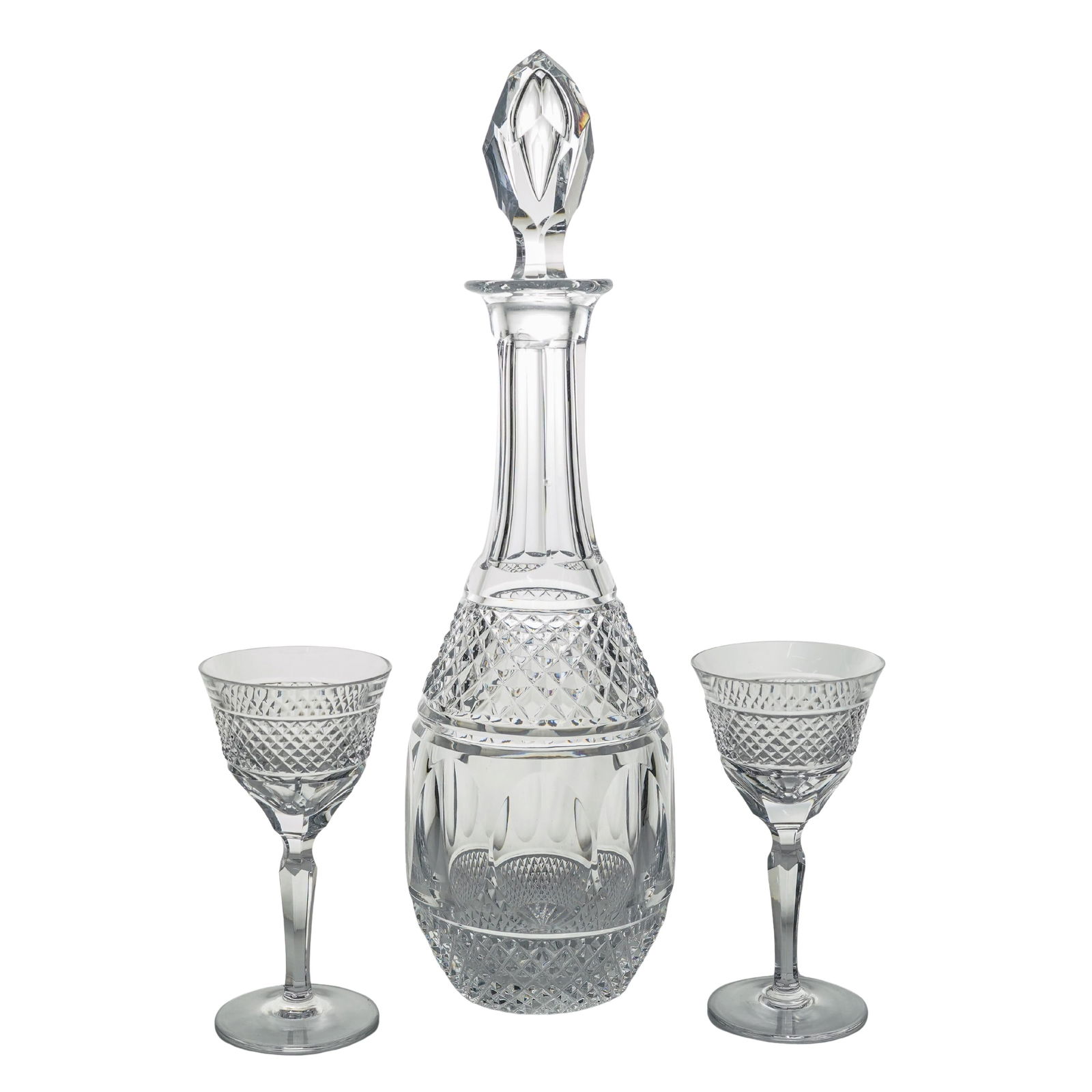 (3 pcs) Crystal Decanter & Cordial Glasses Set: (3 pcs) Crystal Decanter & Cordial Glasses Set20th century, AmericanCrystal decanter and matching cordial set featuring a classic diamond-point (hobnail) pattern.While inspired by the American Brillia