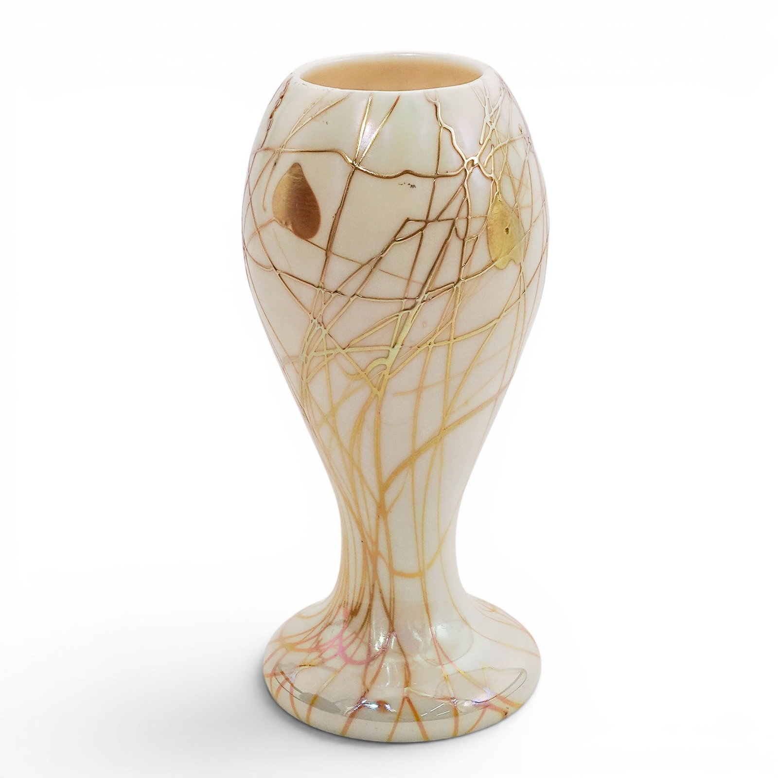 Steuben Calcite Gold Aurene "Heart and Vine" Glass Vase: Steuben Calcite Gold Aurene "Heart and Vine" Glass Vase C. 1925, USA The vase featuring a "Heart and Vine" decoration and crafted from iridescent calcite glass, which gives it a pearly, white appearan