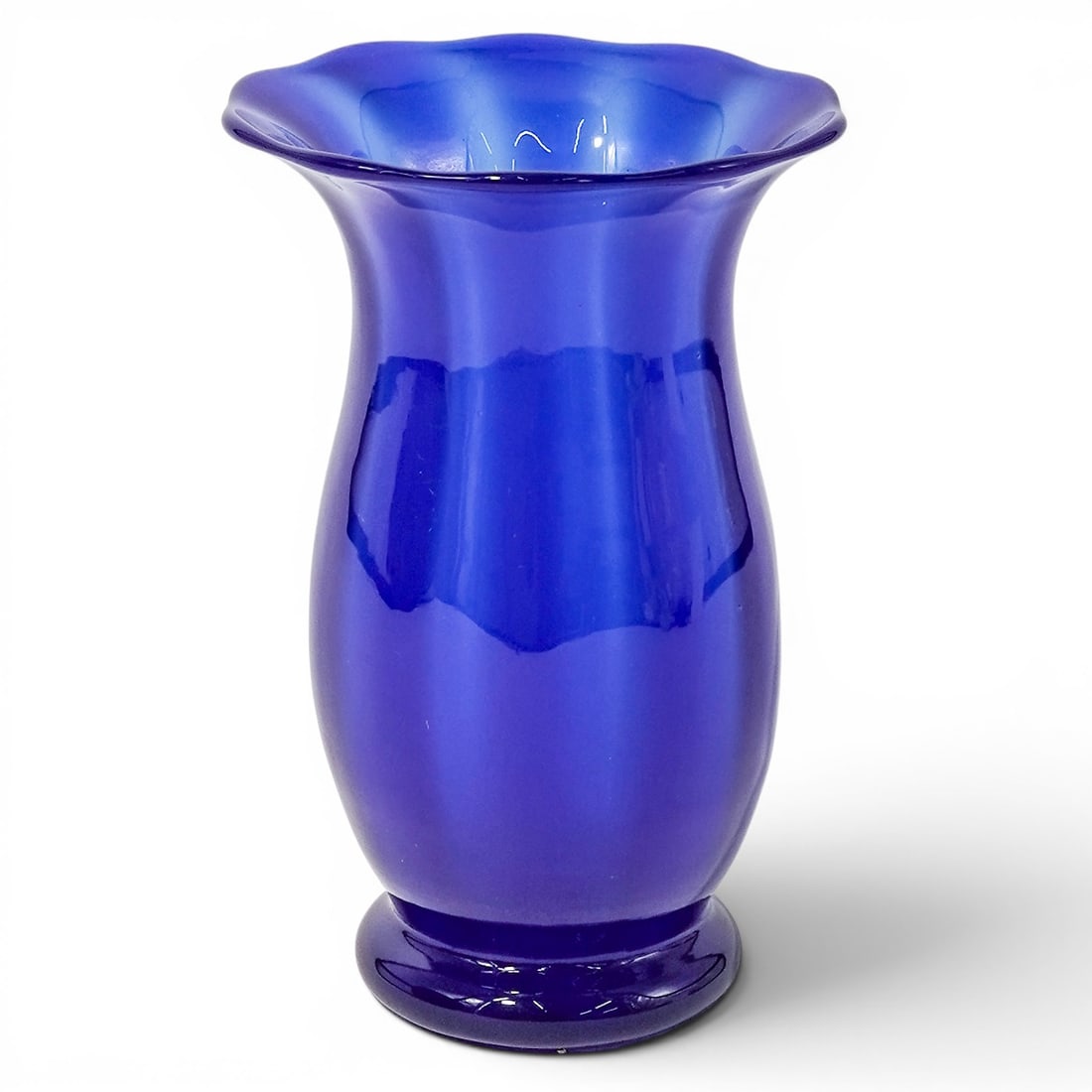 Steuben Blue Jade Optic Glass Vase: Steuben Blue Jade Optic Glass Vase Early 20th c., USA Shape #2230 Form: Shade Vase Primary Color: Dark Blue Jade Type: Jade Decoration: Optic Ribs Acid etched Carder-era Steuben fleur-de-lis mark on