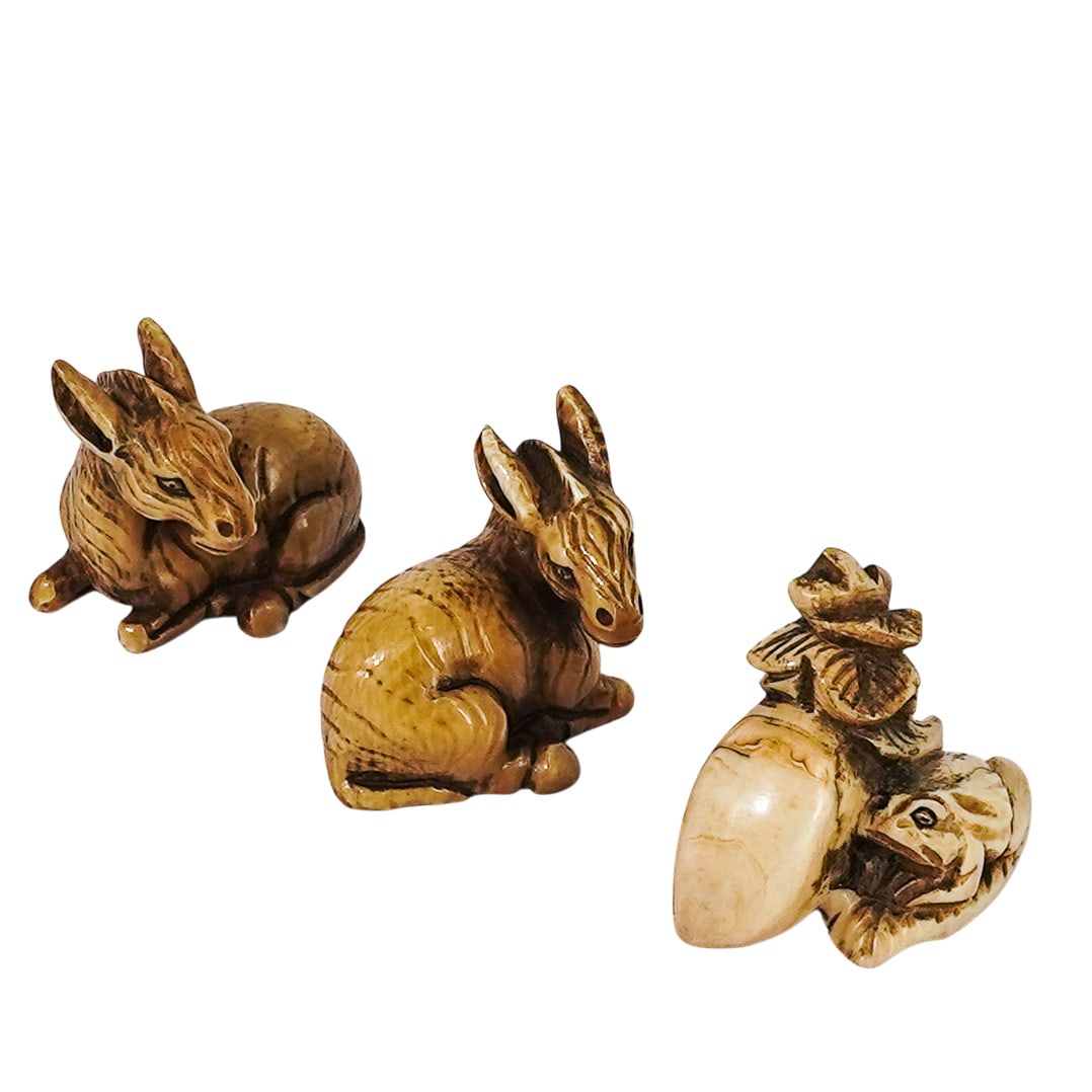 (3 pc) Antique Japanese Carved Bone Donkeys & Frog Netsukes (1 of 10)