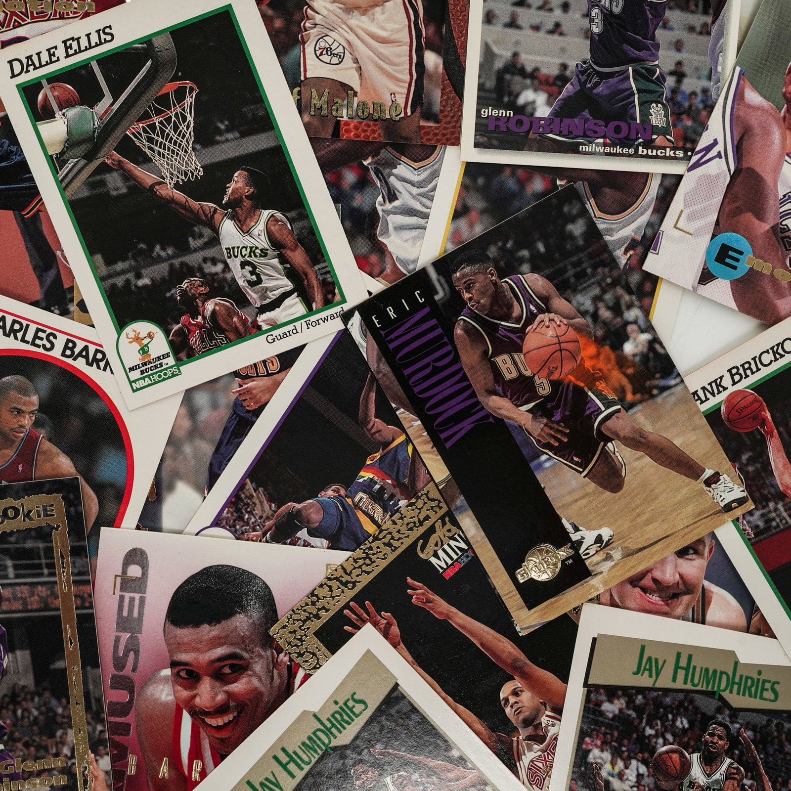 Large Lot of Vintage NBA Basketball Cards (1 of 5)