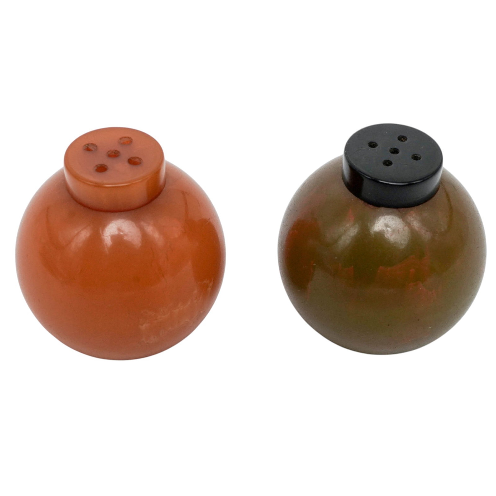 (2 pcs) Bakelite Salt & Pepper Shakers (1 of 7)