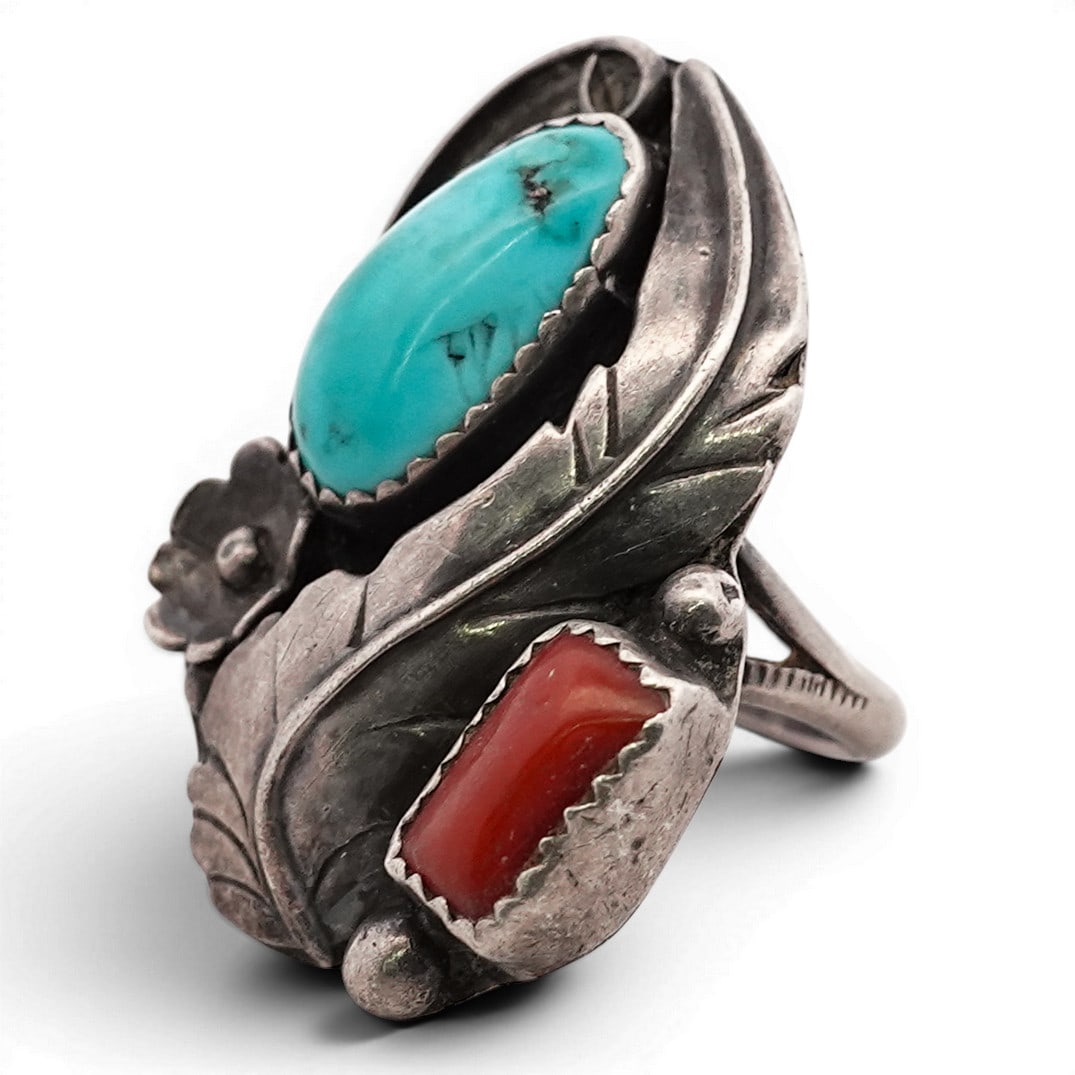 Vintage Navajo Sterling Silver Turquoise & Coral Floral Ring: Vintage Navajo Sterling Silver Turquoise & Coral Floral Ring 1970s-1980s, USA Vintage Navajo sterling silver ring featuring bezel-set turquoise and coral cabochons with hand-fabricated floral and leaf
