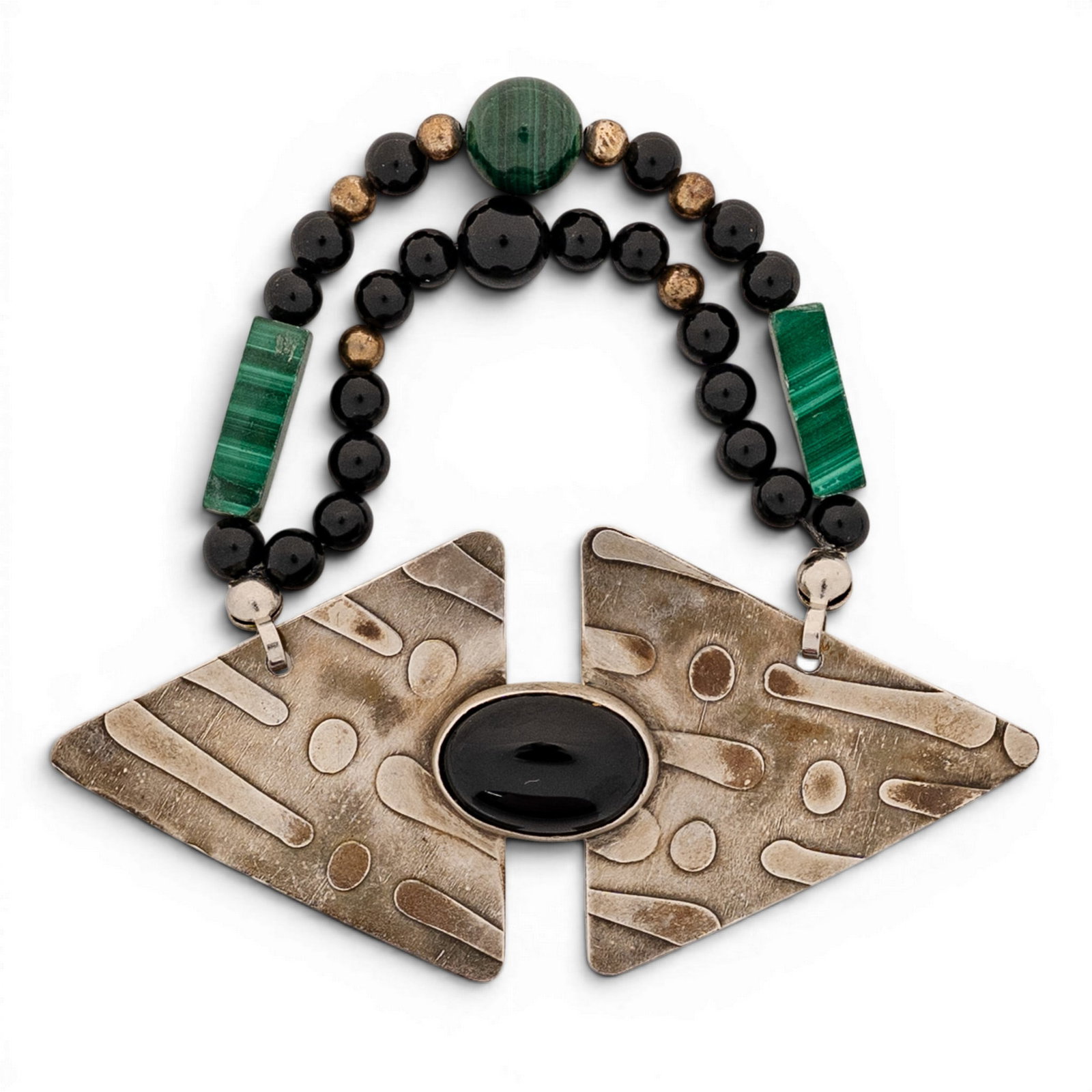 Vintage Sterling Silver Onyx & Malachite Beaded Brooch Signed: Vintage Sterling Silver Onyx & Malachite Beaded Brooch Signed Late 20th Century, USA Vintage sterling silver brooch with an oval onyx cabochon set in a bezel at center, flanked by two triangular silve