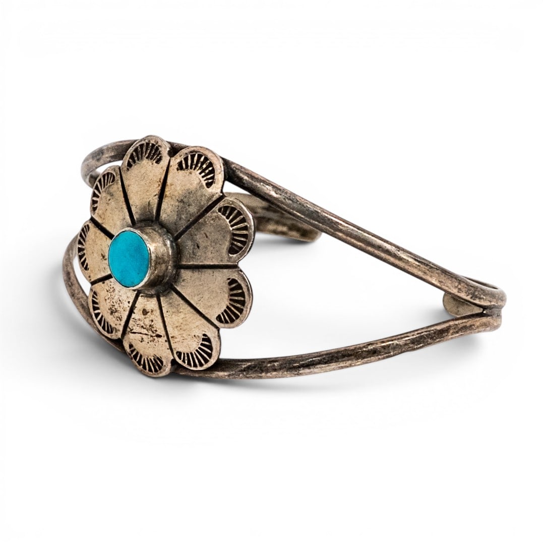 Vintage Navajo Sterling Silver & Turquoise Flower Cuff Bracelet (1 of 8)