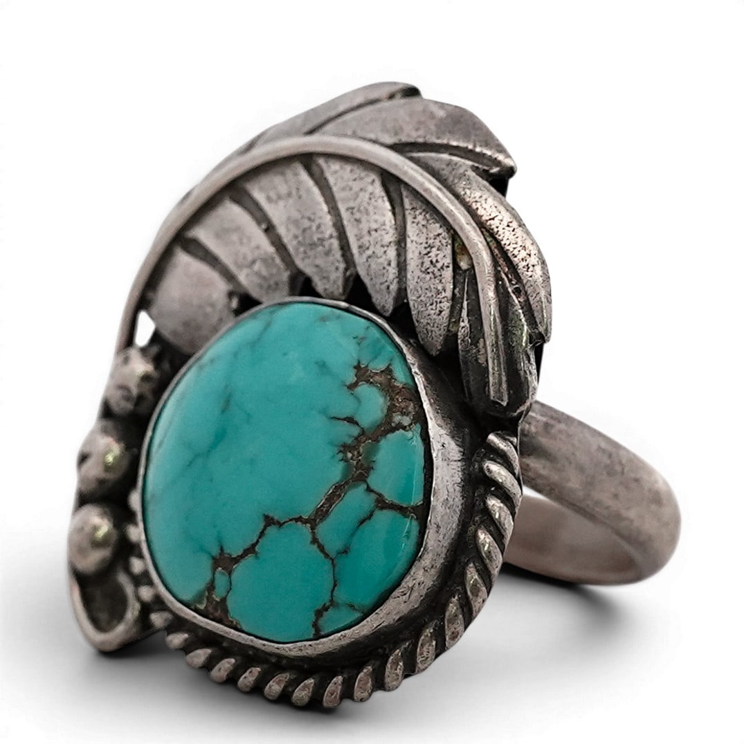 Vintage Navajo Sterling Silver & Turquoise Leaf Motif Ring (1 of 4)