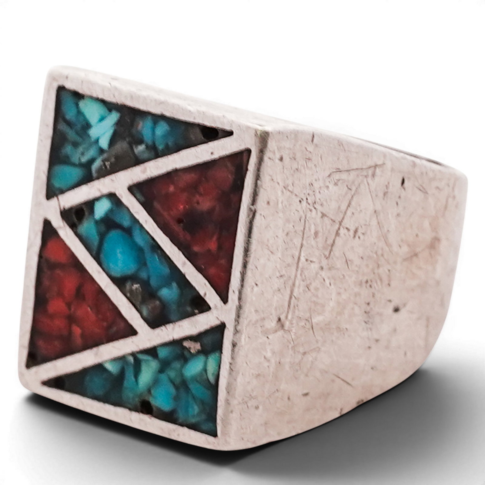 Vintage Navajo Sterling Silver Turquoise & Coral Inlay Ring Signed: Vintage Navajo Sterling Silver Turquoise & Coral Inlay Ring Signed Late 20th Century, USA Vintage Navajo sterling silver ring of tapered rectangular form set with geometric inlay comprising turquoise 